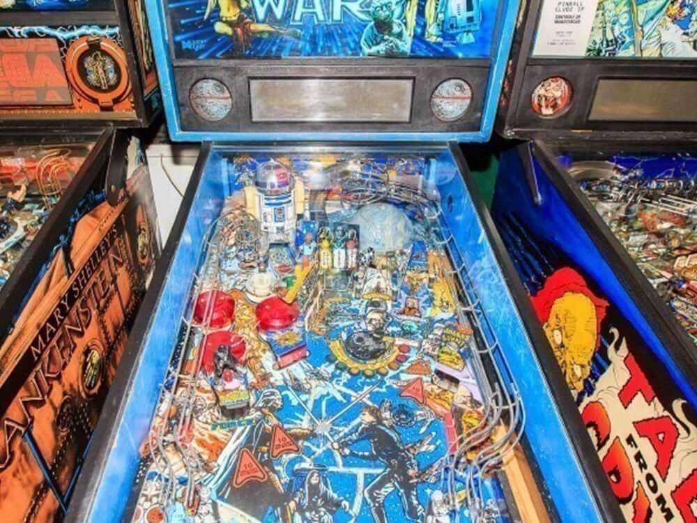 Máquina de Pinball: História e Decoração