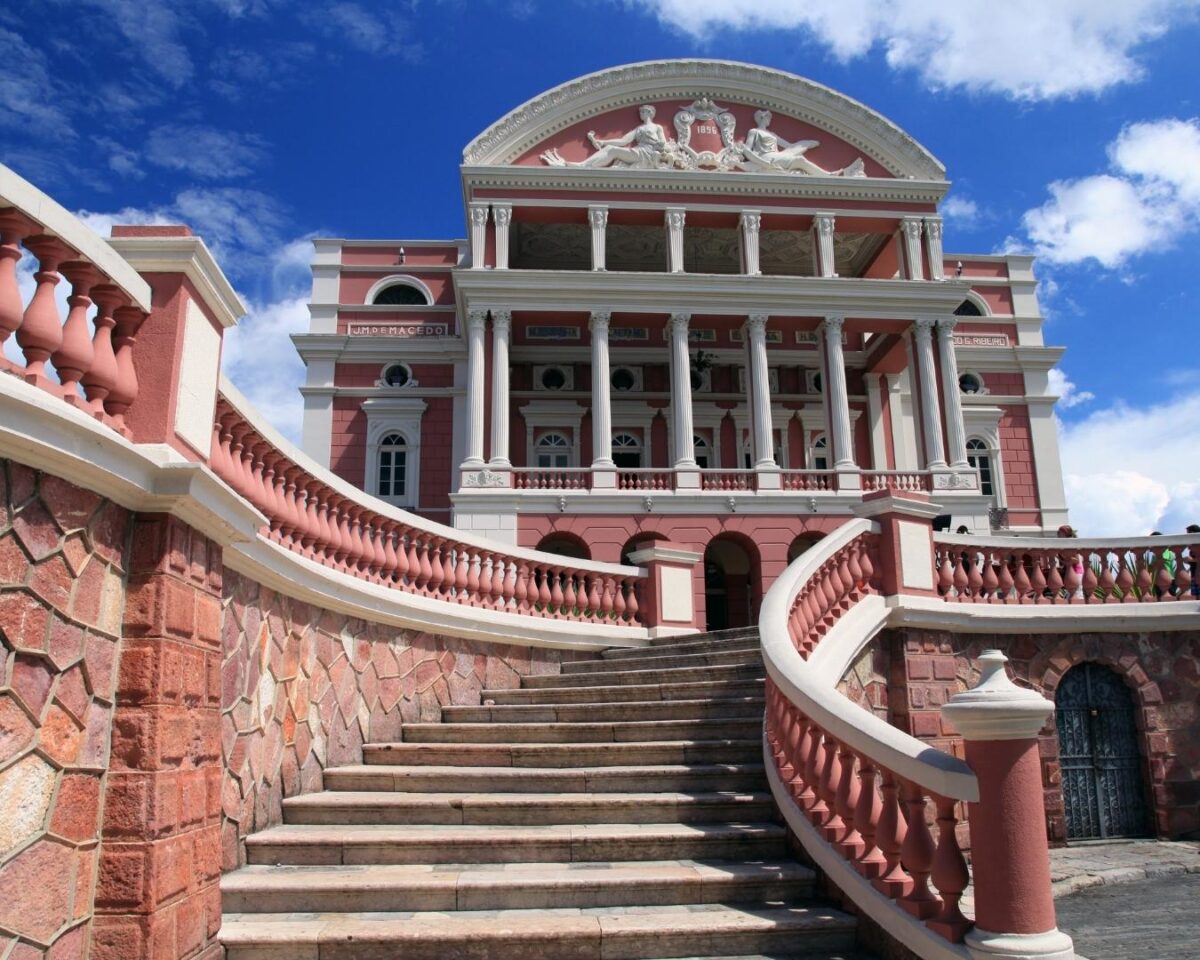 Explore a Cidade de Manaus e conheça seus principais pontos turísticos! 3