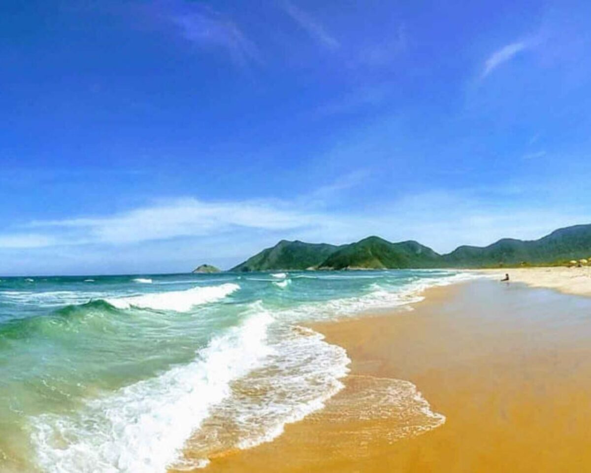 Se encante nas Trilhas das Praias Protegidas do Rio! Conheça as praias desertas de Grumari e Prainha! 1