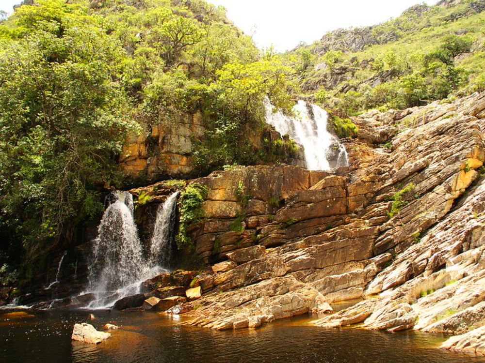Surpreenda-se com a beleza natural da Cachoeira do Gavião e Andorinha na Serra do Cipó 1