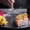 Dia de Sushiman: preparo de sushis com harmonização de vinhos para duas pessoas!