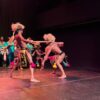 Explore a magia da Bahia à noite: show folclórico com jantar típico em Salvador