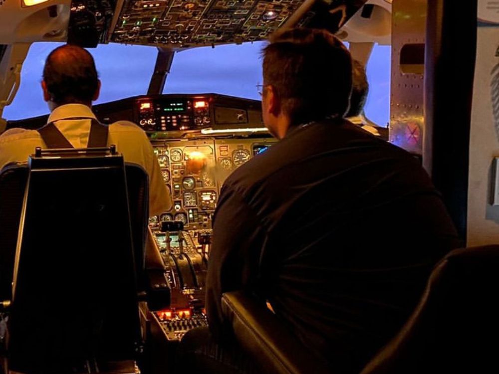 Piloto de Avião por um dia com simulador realista! 4