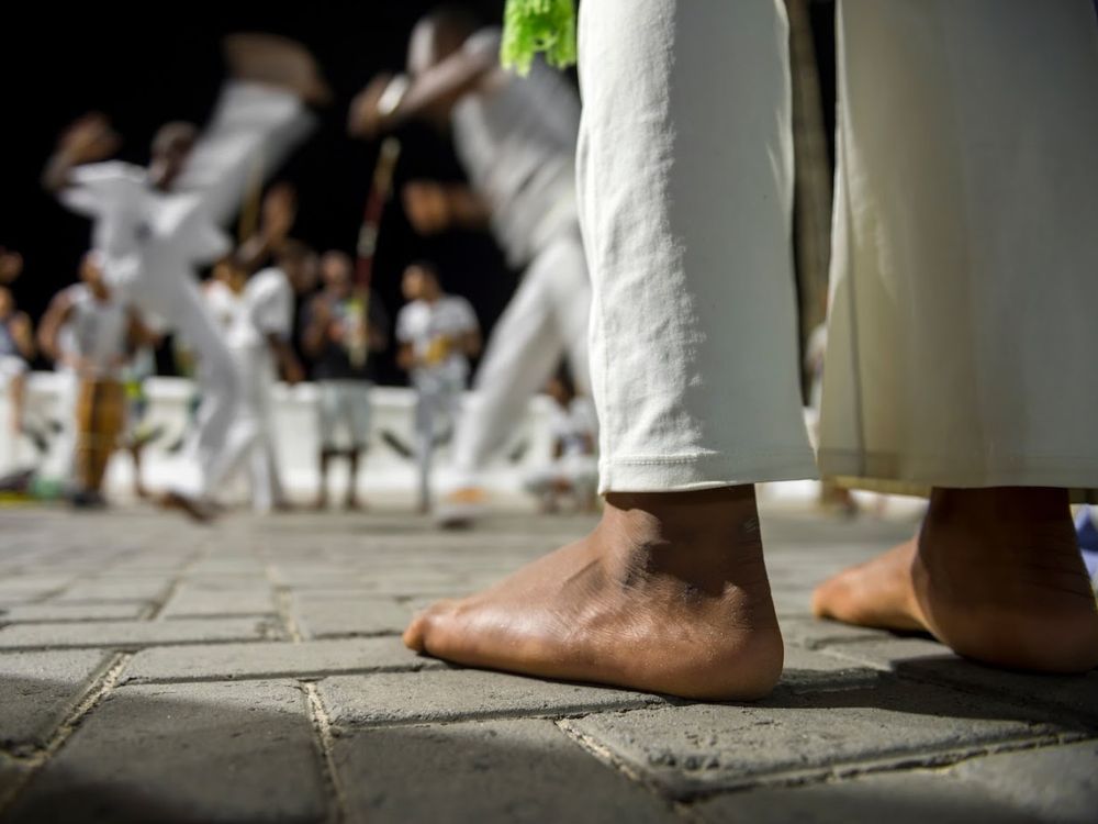 Raízes vibrantes da tradição afro-baiana: tour com aula prática de Capoeira 2