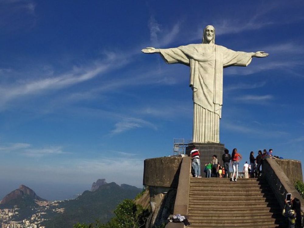 Conheça os pontos mais famosos do Rio de Janeiro em um tour com almoço 1