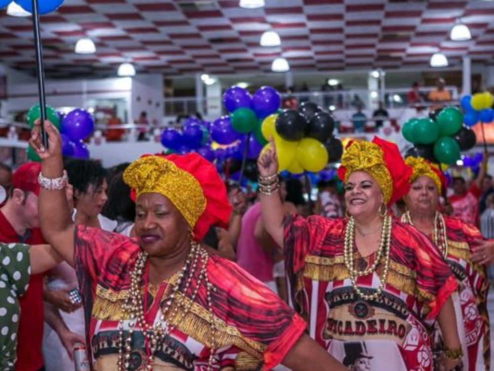 Samba no pé! conheça a música e a cultura brasileira em um ensaio de escola de samba 4