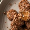 Brigadeiros perfeitos: aprenda todos os segredos e técnicas para fazer a iguaria de maior sucesso do país!