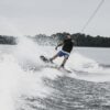 Casal radical: Aula de Wakeboard na Represa Guarapiranga para dois!