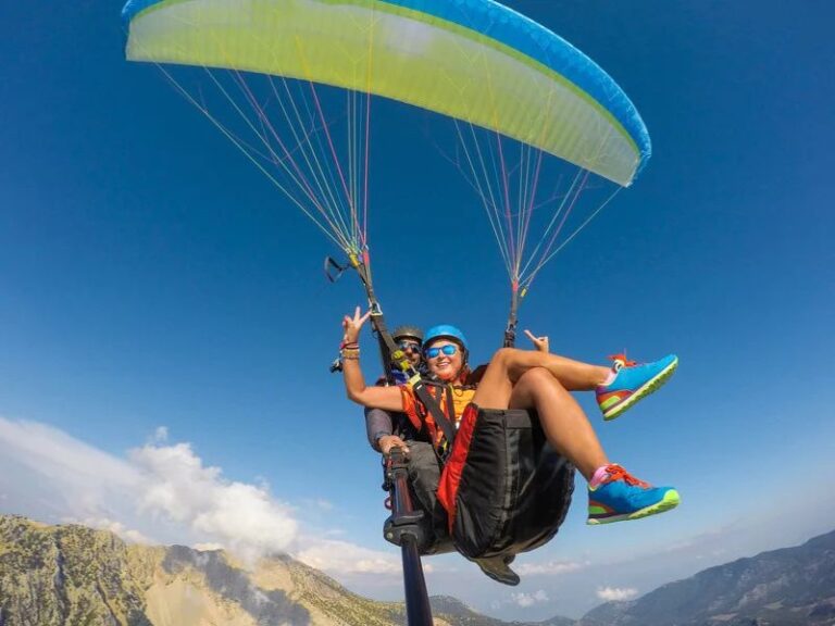 Adrenalina nas Alturas Voo de Parapente sao vicente