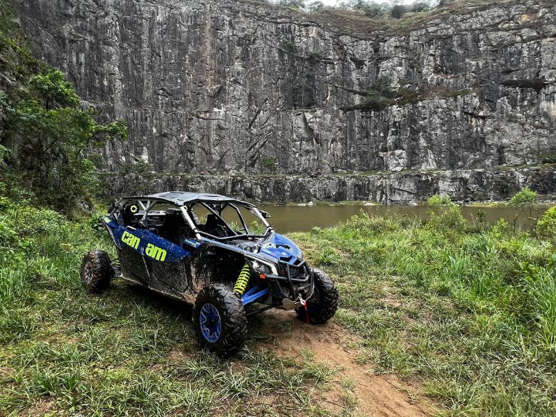 UTV Off-road na Pedreira do Dib e Presuntinho: Aventura Sobre Quatro Rodas até 3 pessoas 11