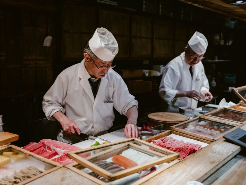 Experiência Exclusiva - Aula de sushi com Harmonização de Cavas - Grupo exclusivo para até 14 pessoas 17
