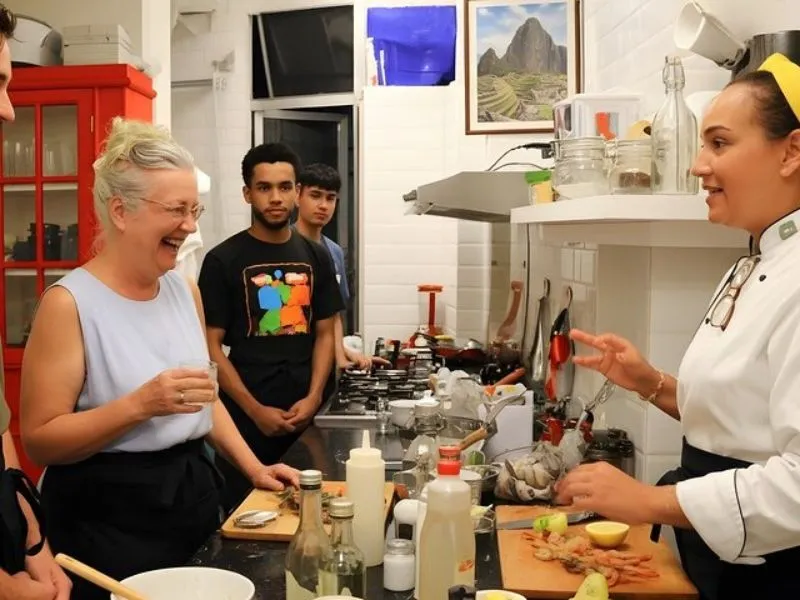 Aula de Culinária de 3h em BH: 8 Receitas + Bebidas Liberadas