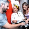 Aula de Culinária de Café da Manhã Brasileiro no Rio: Assar e Preparar