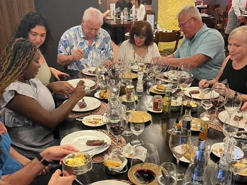 Jantar Guiado em Churrascaria Brasileira no Rio com Harmonização de Vinhos