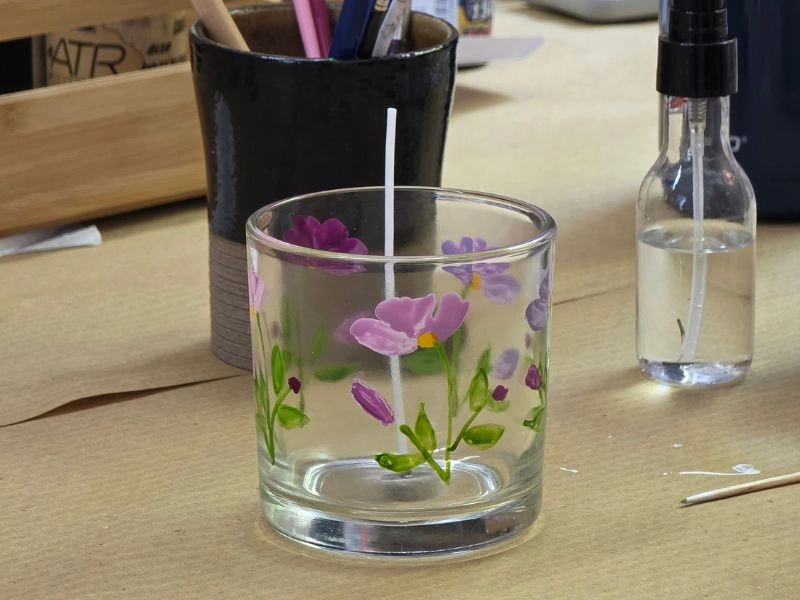 Workshop de Vela Personalizada: Pintura em Vidro & Aromas - Imagem 3